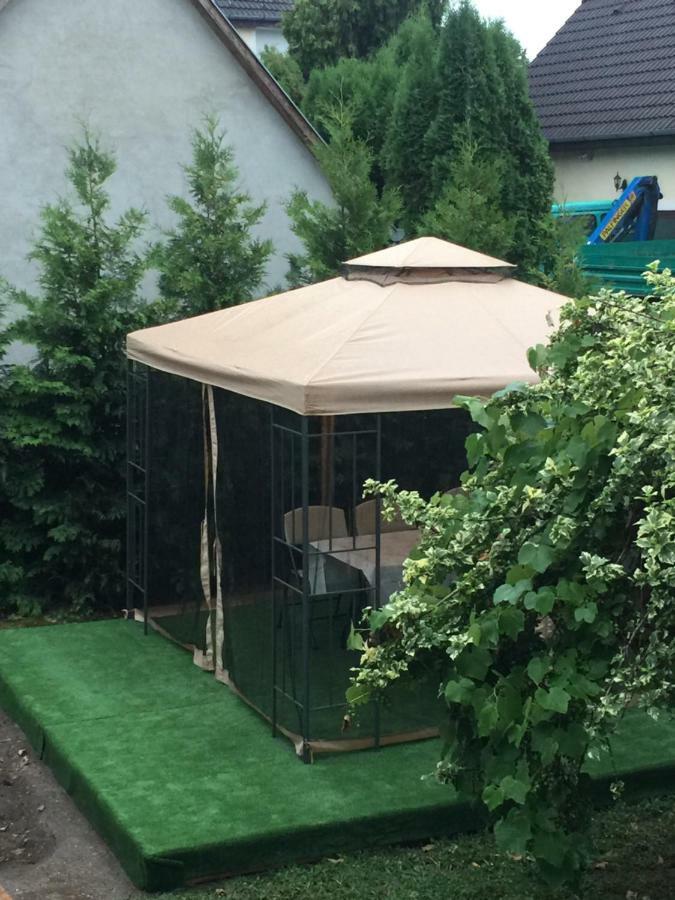 Rózsavölgy Apartman Balatonlelle Exterior foto